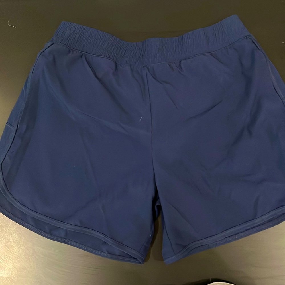 Born primitive shorts